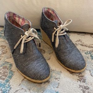 Toms Booties